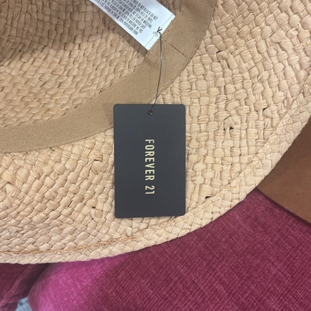 Forever 21 brand new straw hat - Picture 5 of 8
